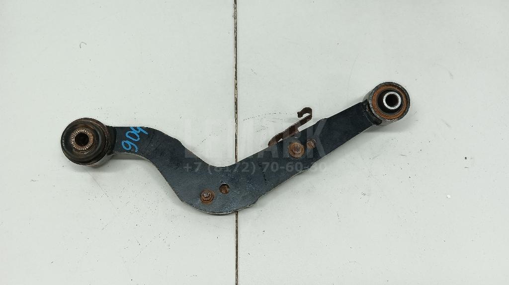 Рычаг задний правый 4877042040 Toyota