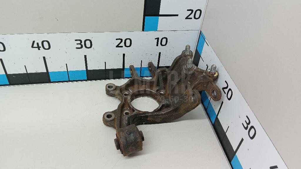 Кулак поворотный задний левый 52710D7100 Hyundai-Kia