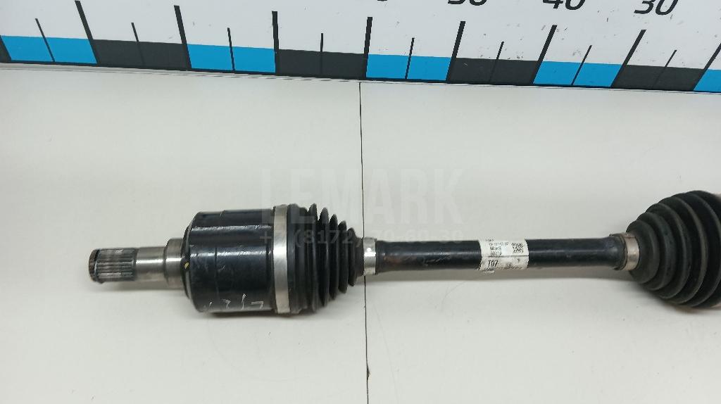 Полуось передняя левая 49500D7100 Hyundai-Kia