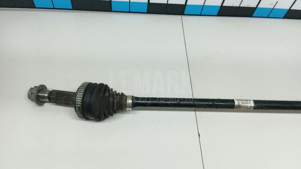Полуось задняя 49600D7000 Hyundai-Kia