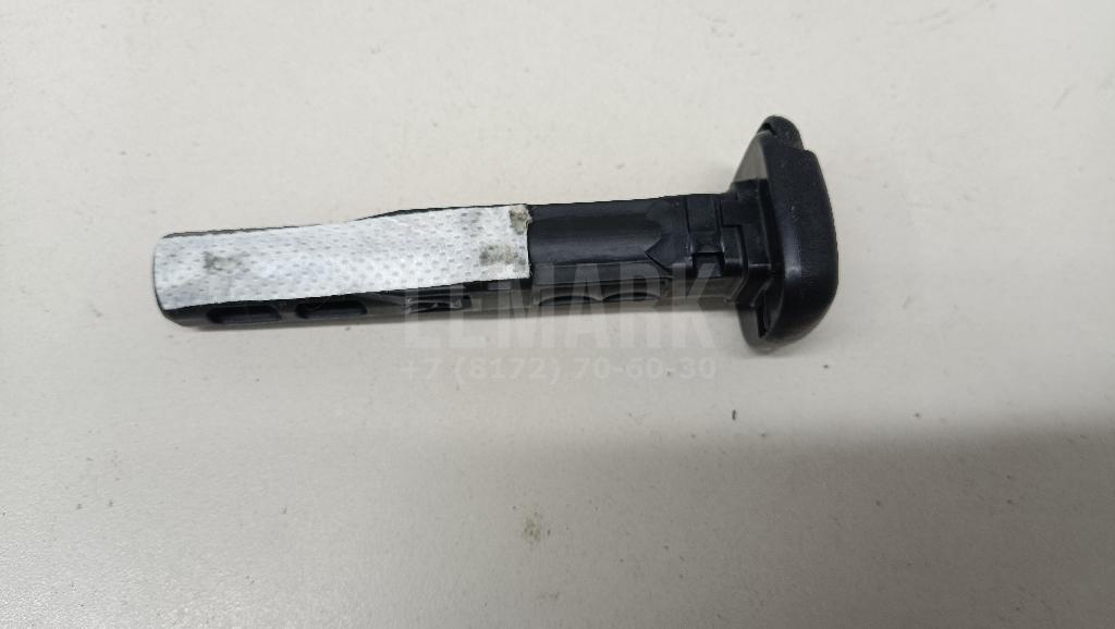 Направляющая подголовника 7193047020C0 Toyota