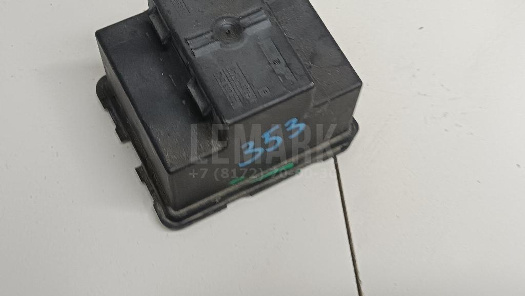 Крышка блока реле 1K0937311B VAG