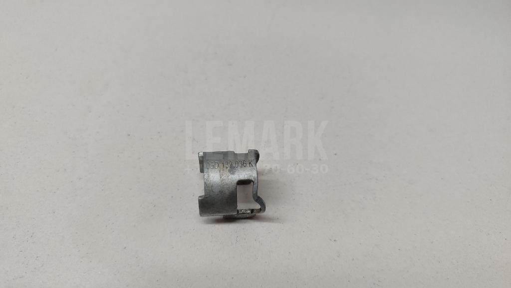 Крепеж форсунки 06D133036K VAG