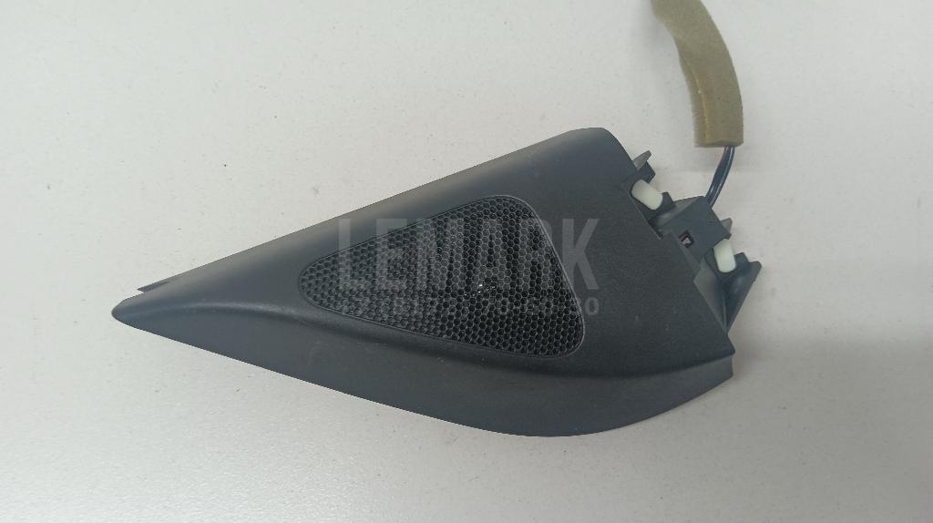 Крышка зеркала внутренняя правая 3AA837974C9B9 VAG