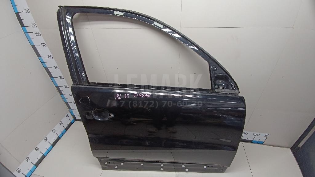 Дверь передняя правая 5N0831056B VAG