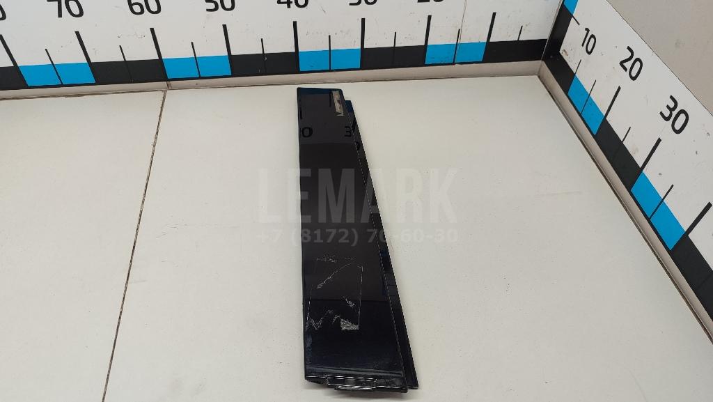 Накладка двери задней правой 5N0839902A03C VAG