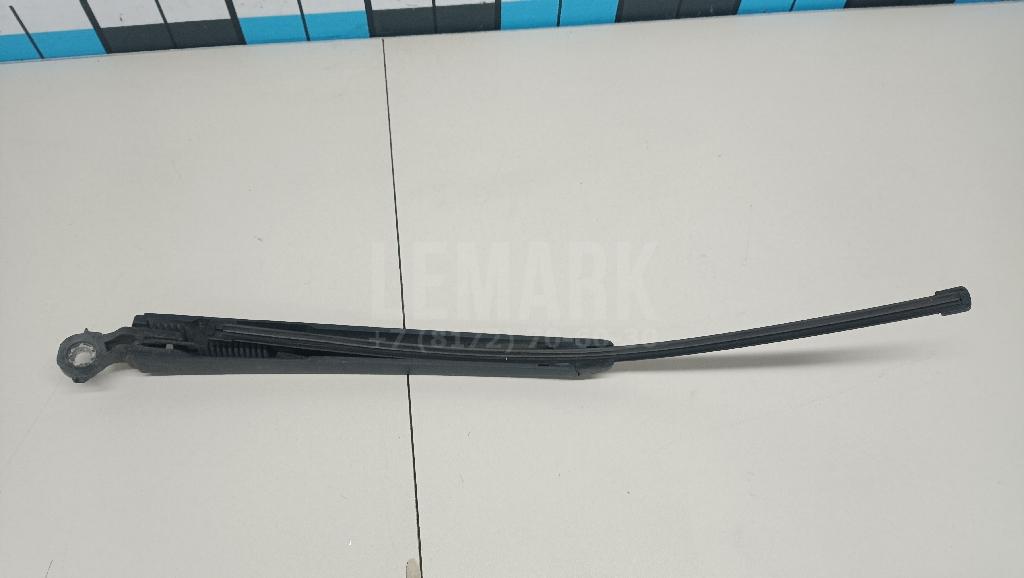 Поводок стеклоочистителя заднего 1T0955707C VAG
