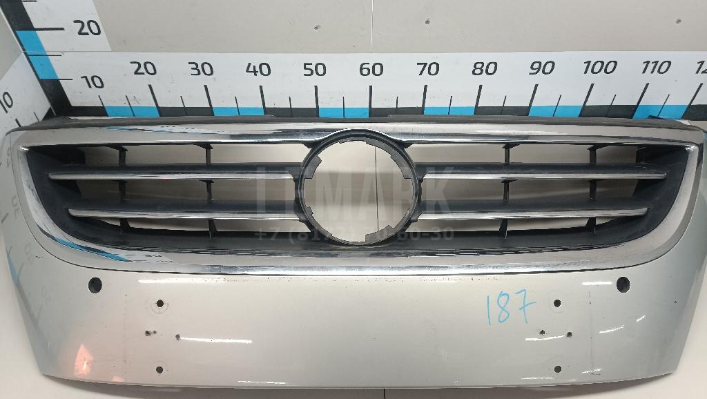 Решетка радиатора 3C8853651QGRU VAG