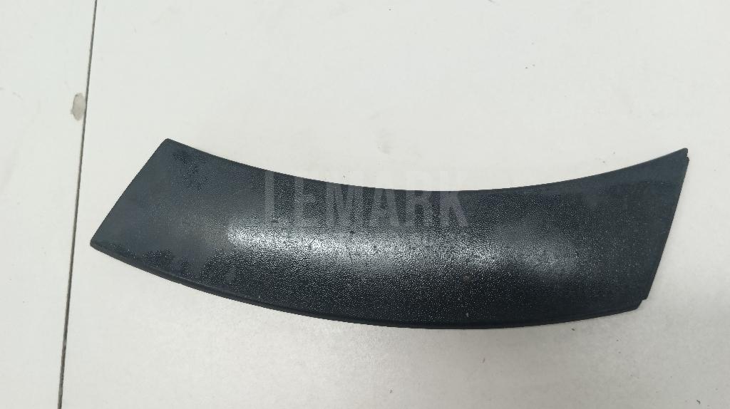 Накладка переднего бампера правая 6R08072589B9 VAG