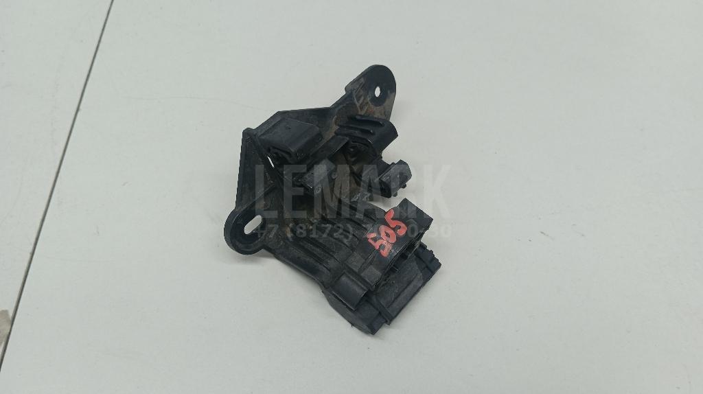 Кронштейн кондиционера 6Q0820771B VAG