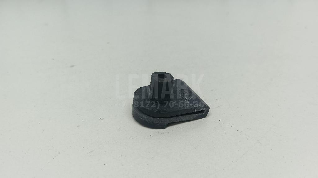 Крепеж фары 6R0911479 VAG