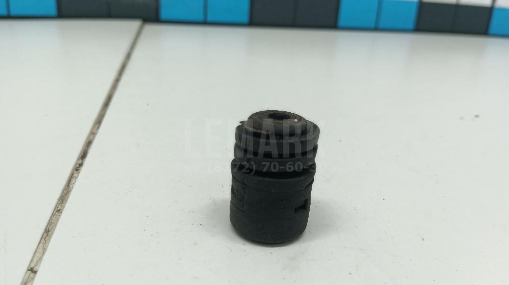 Отбойник капота 65829JG00A Nissan