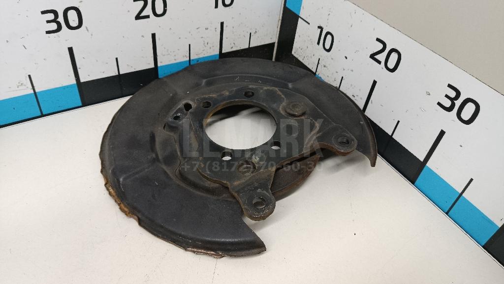 Щит опорный задний правый 44020CY01A Nissan