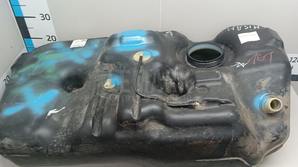 Бак топливный 17202JD01A Nissan