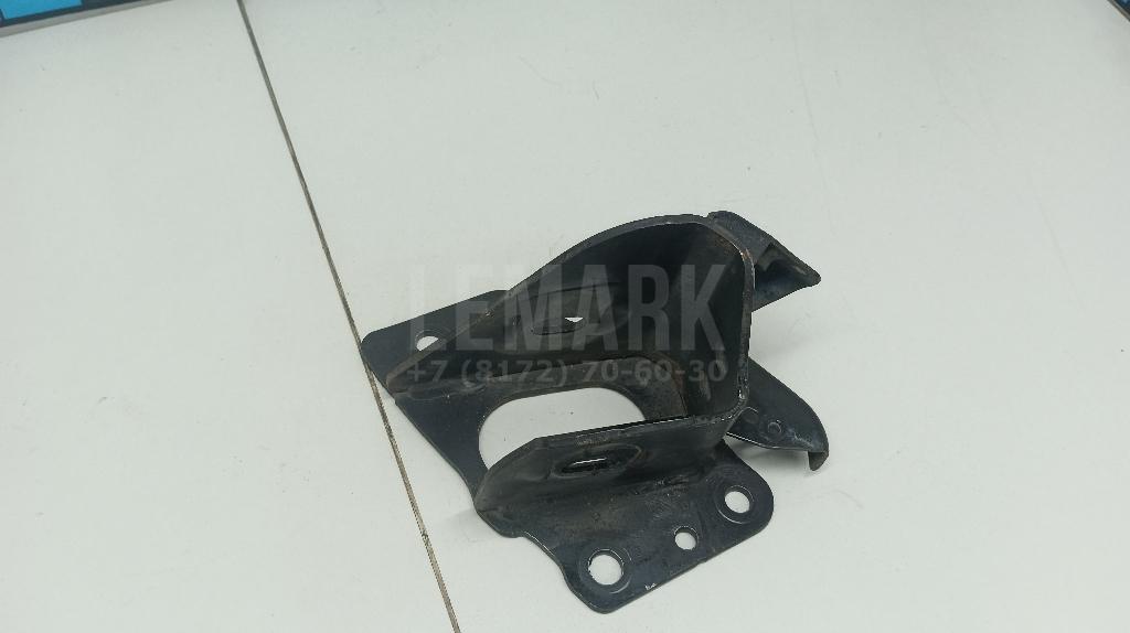 Кронштейн заднего рычага 55430JG000 Nissan