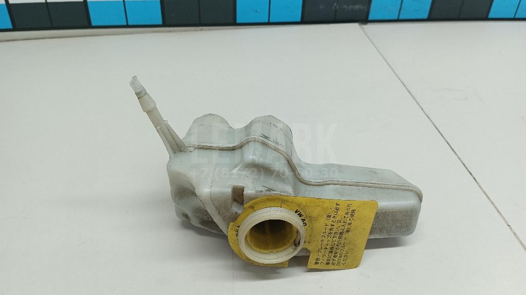 Бачок главного тормозного цилиндра 3C2611301 VAG