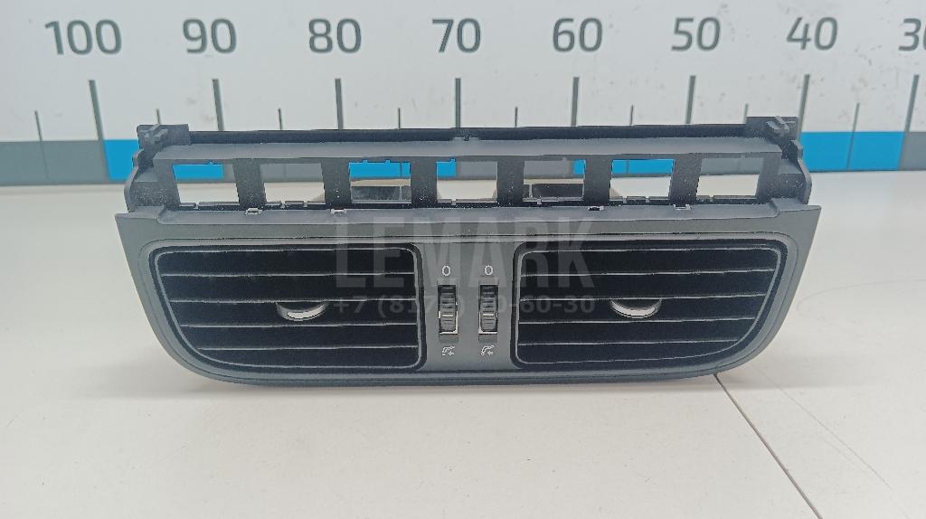 Дефлектор воздушный 6RF819728BWMV VAG