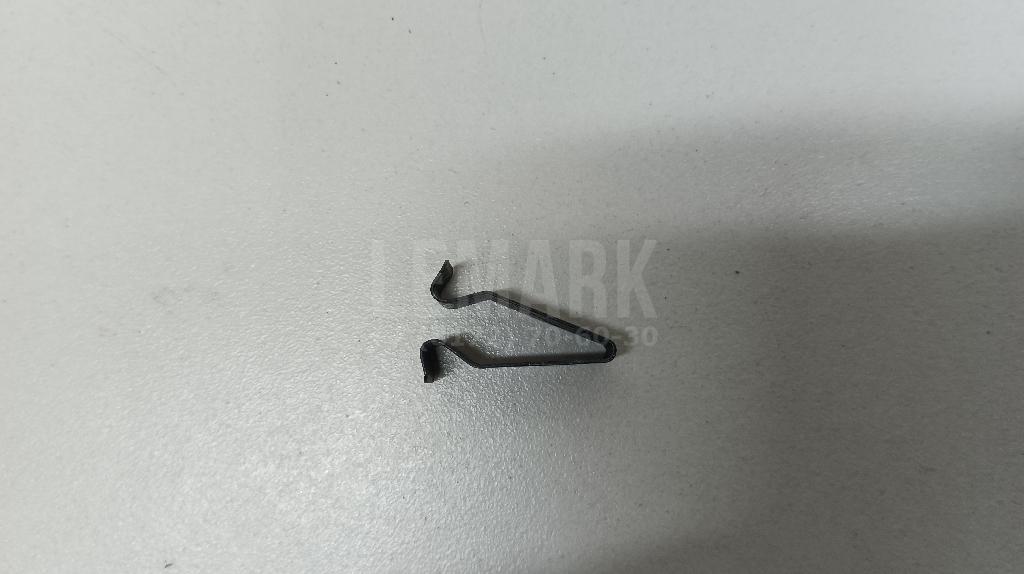Скоба крепления обшивки 4B0867276A VAG