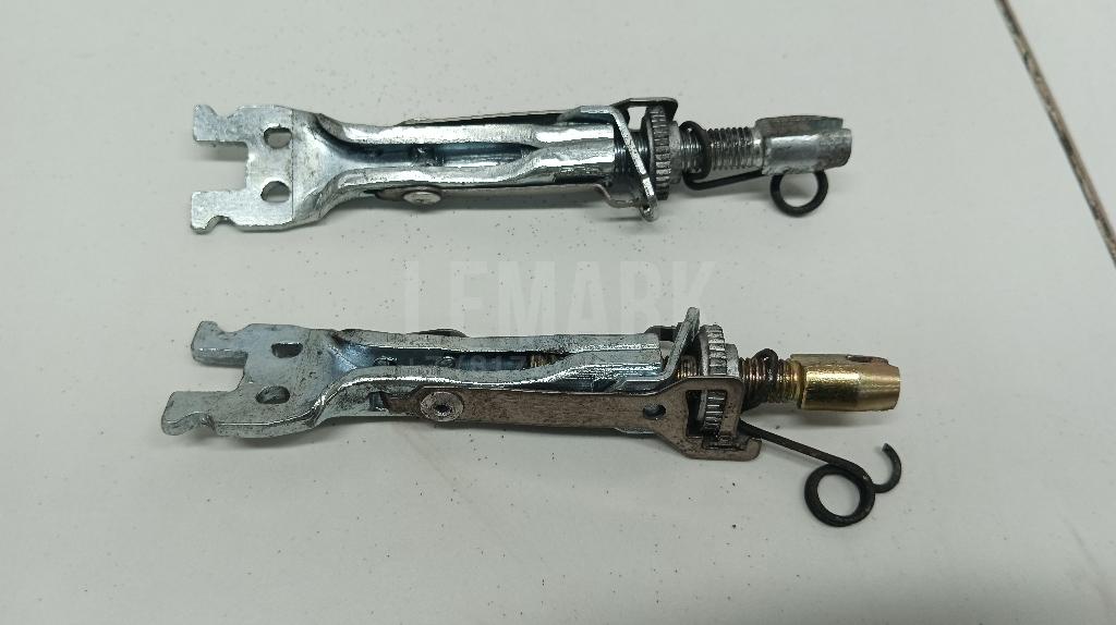 Планки разводки задних колодок к-кт 4420000QAD Nissan