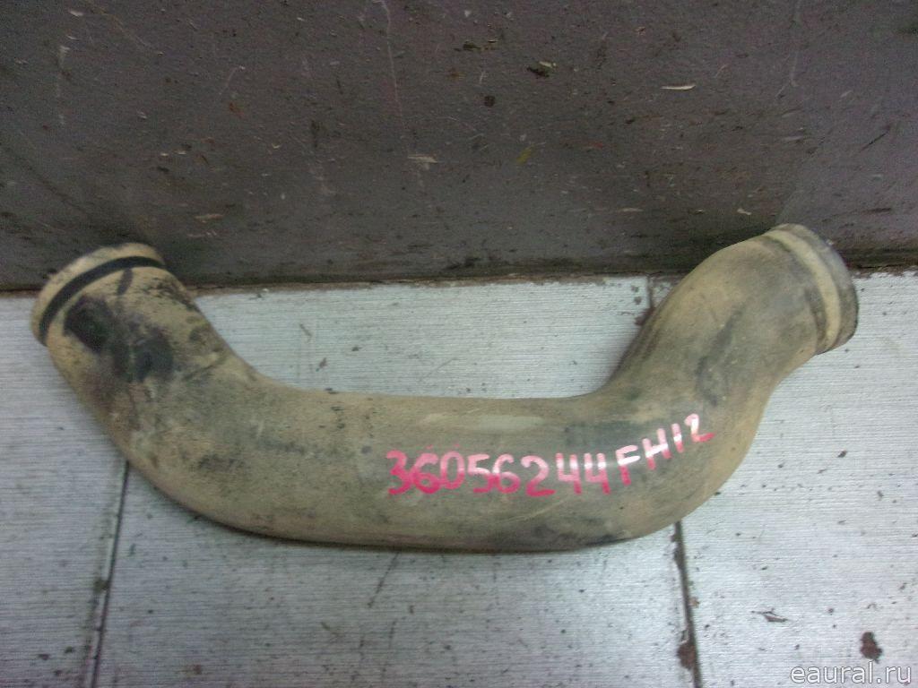 Патрубок радиатора