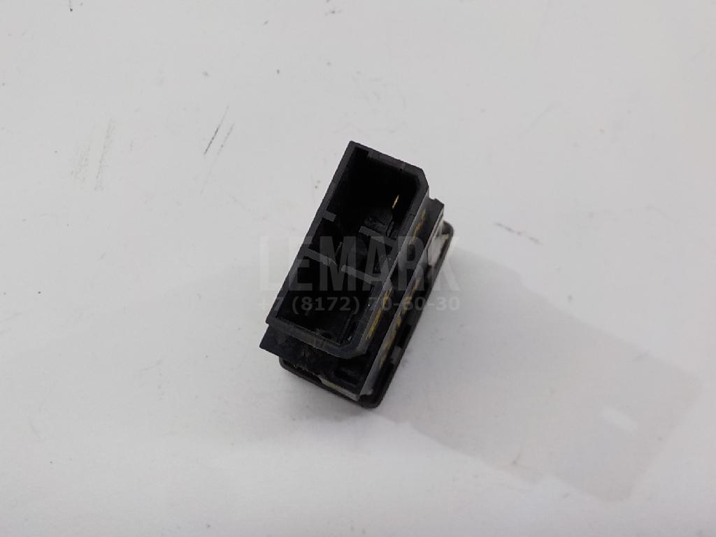 Кнопка противотуманки для  Audi A4 [B9] 2015