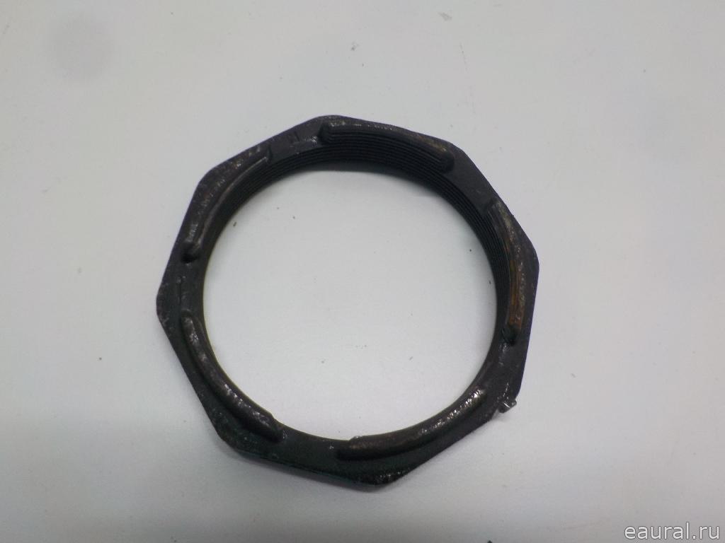 Гайка задней ступицы