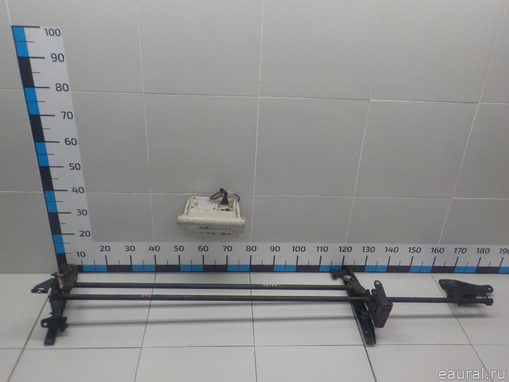 Кронштейн спойлера кабины
