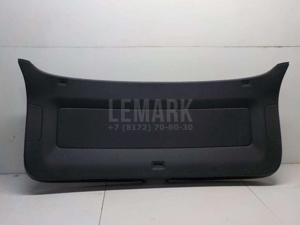Обшивка двери багажника 5N0867601A82V VAG