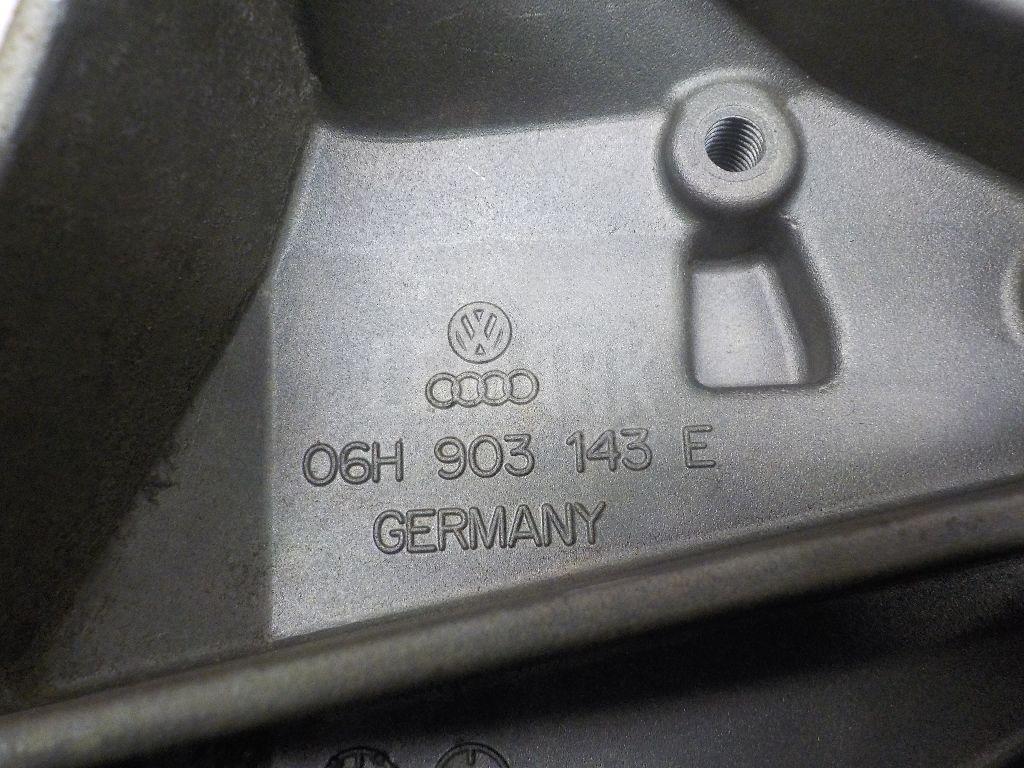 Кронштейн генератора для  Audi A4 [B8] 2007-2015