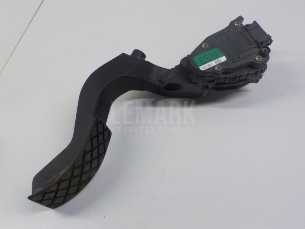 Педаль газа 8D1721523A VAG