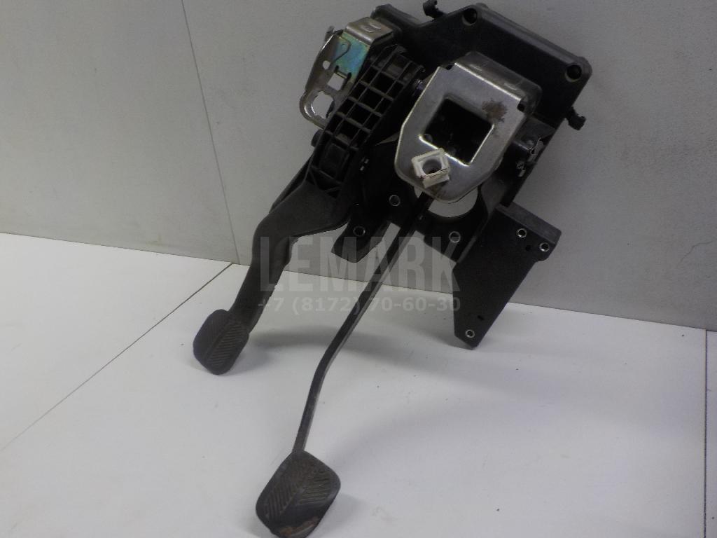 Блок педалей для  Ford Focus II 2005-2008