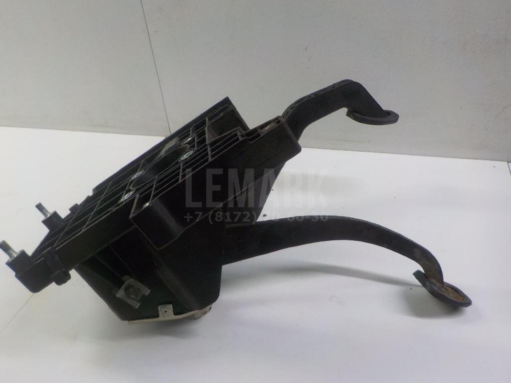Блок педалей для  Ford Focus II 2005-2008