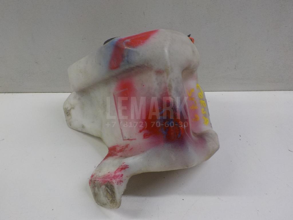 Бачок омывателя лобового стекла