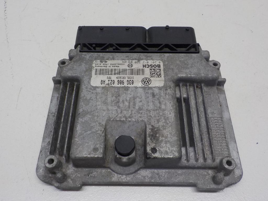 Блок управления двигателем 03G906021AQ VAG