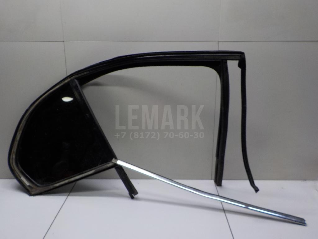Стекло двери задней правой (форточка) 3T5845210AN VAG