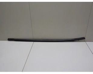 Накладка стекла заднего левого для Kia RIO 2011-2017 б/у состояние удовлетворительное