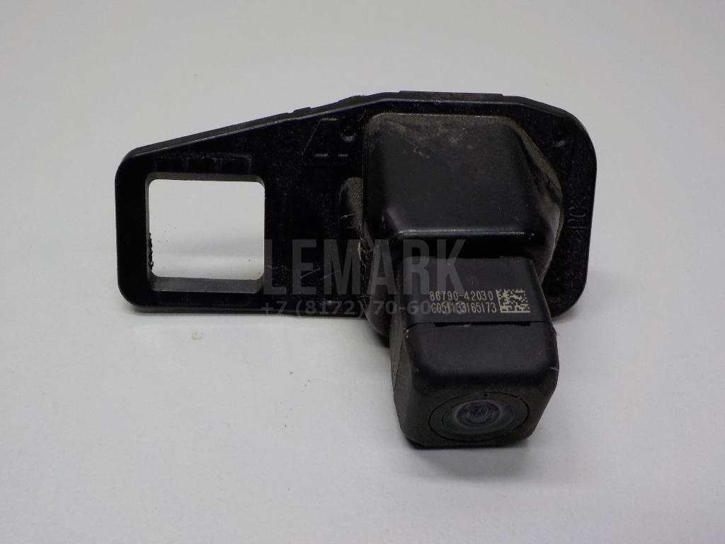 Камера заднего вида 8679042030 Toyota