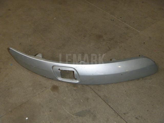 Молдинг переднего бампера правый 5M0807656D VAG