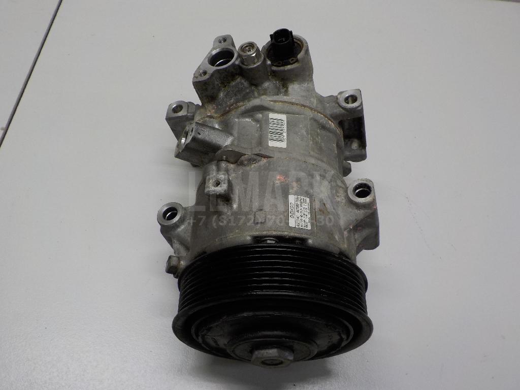 Компрессор кондиционера 8831042370 Toyota