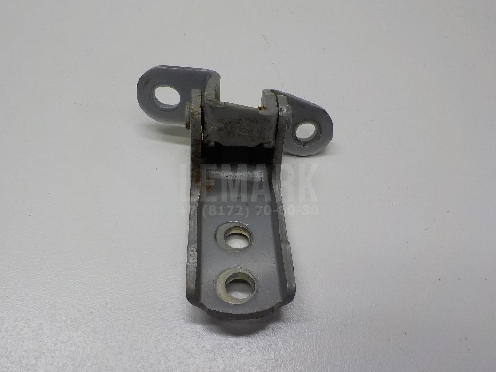 Петля двери задней правой нижняя 687700H010 Toyota