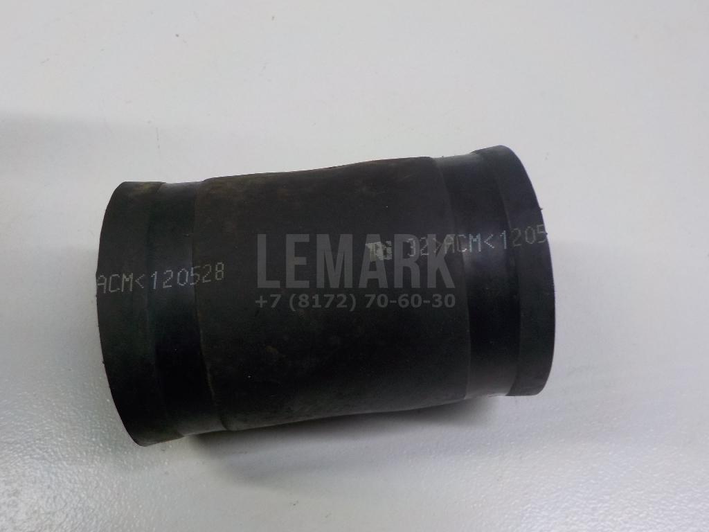 Патрубок интеркулера 1734126101 Toyota