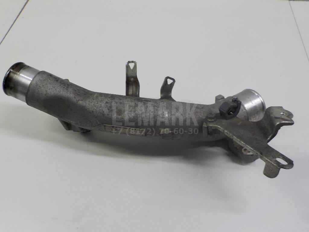 Патрубок интеркулера 1736126080 Toyota