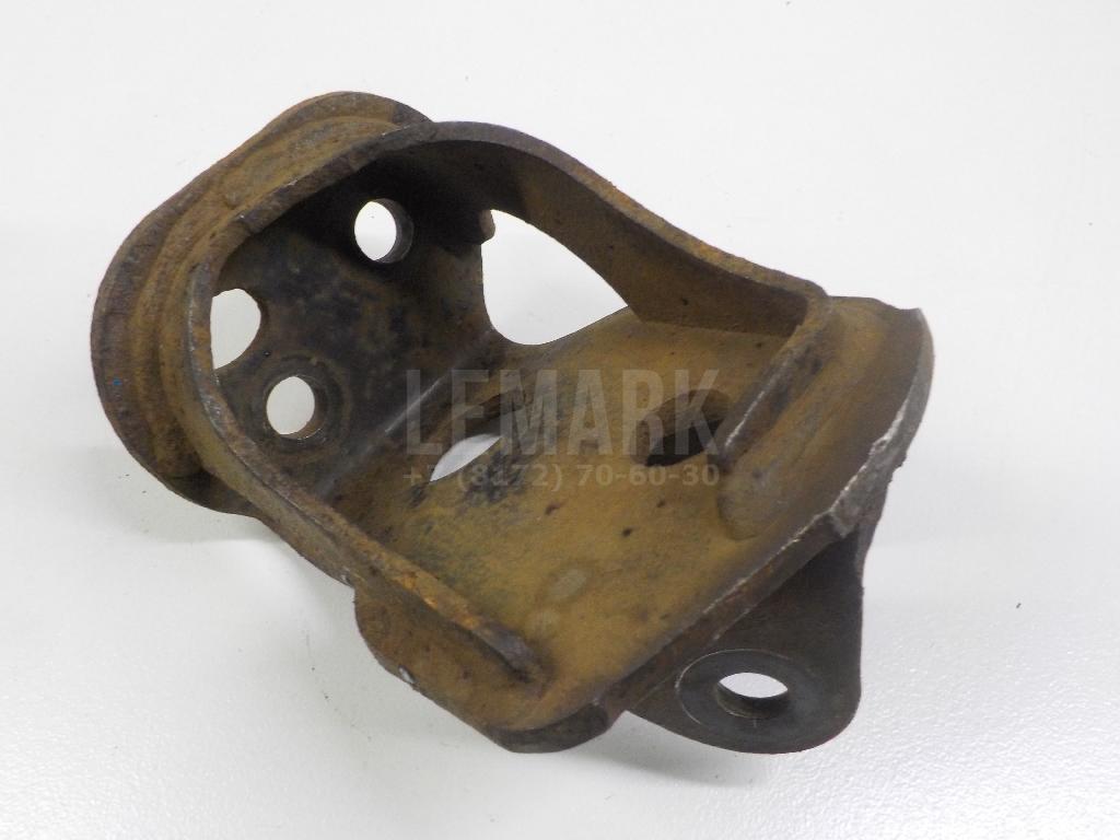 Кронштейн амортизатора левый 4850642010 Toyota
