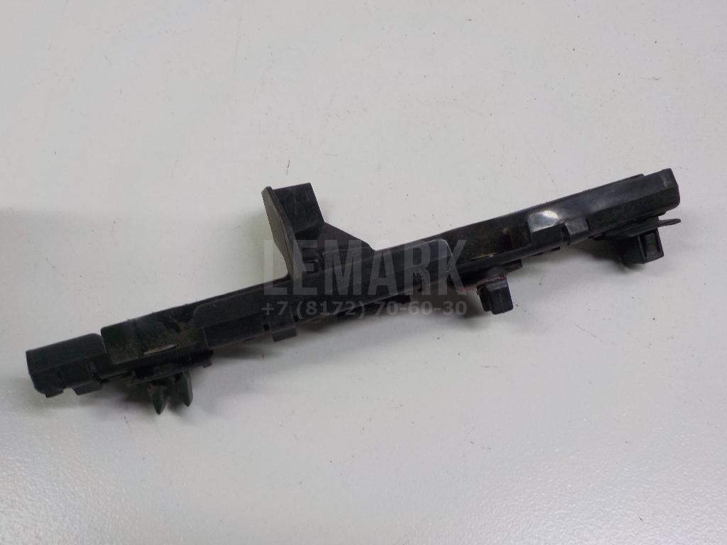 Кронштейн переднего бампера правый 622224EA0A Nissan