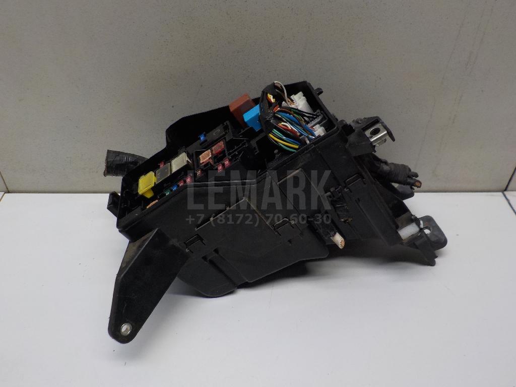 Корпус блока предохранителей 8274142010 Toyota