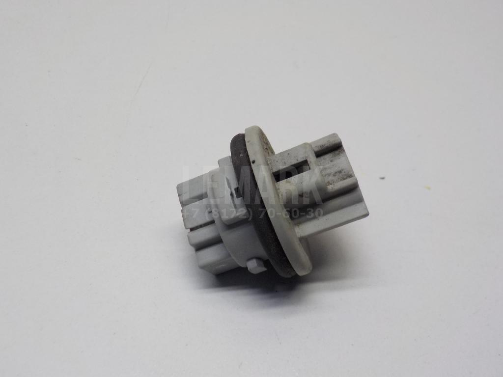 Патрон лампы 8151542050 Toyota