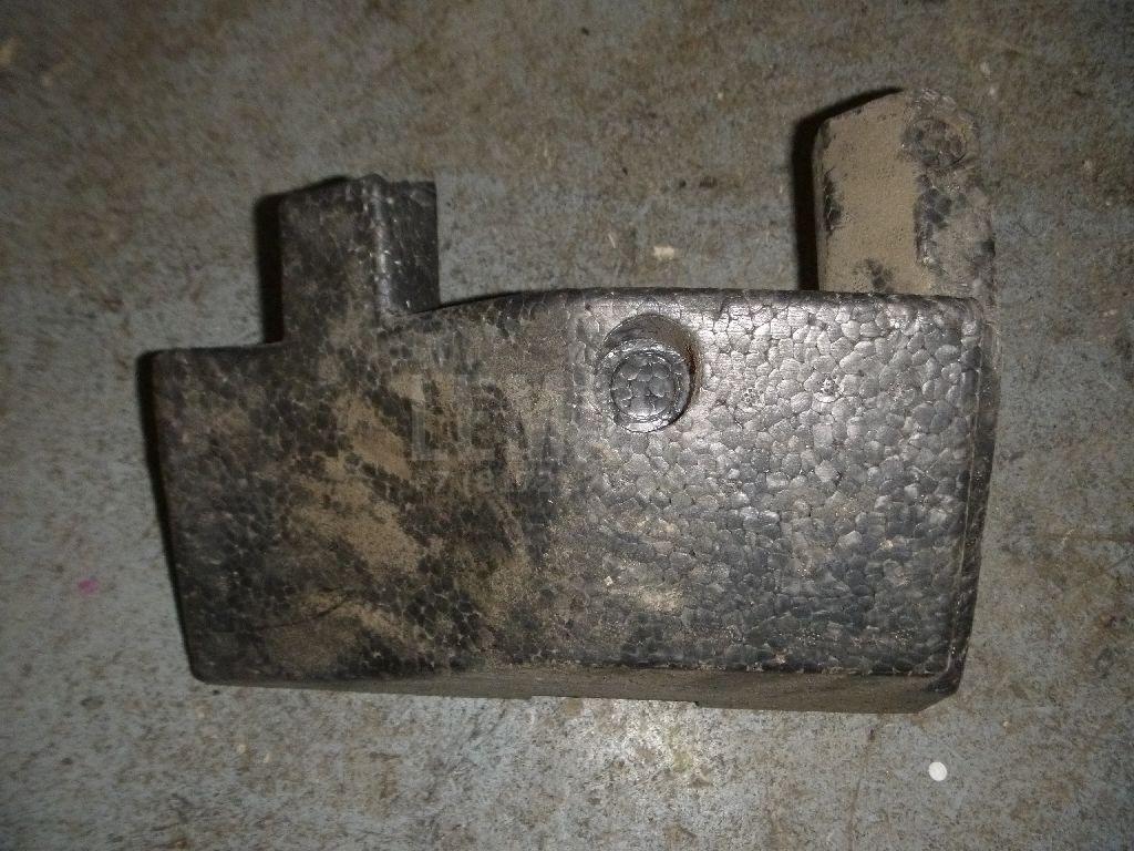 Наполнитель заднего бампера 7L6807711A VAG