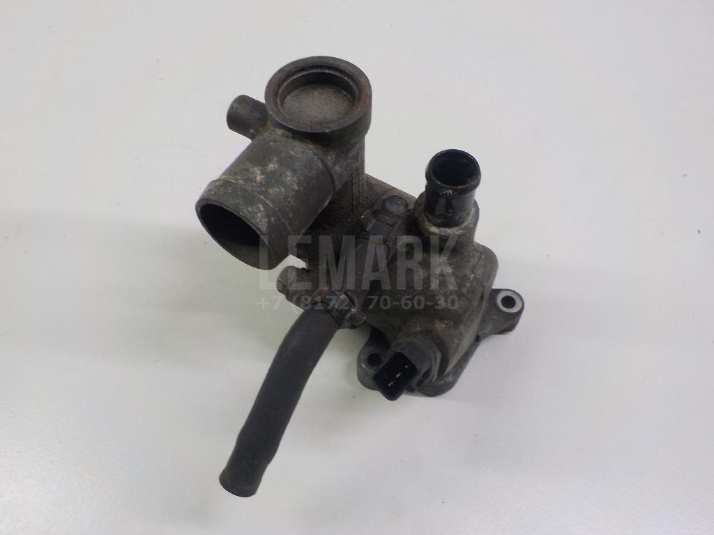 Корпус термостата 256102A610 Hyundai-Kia