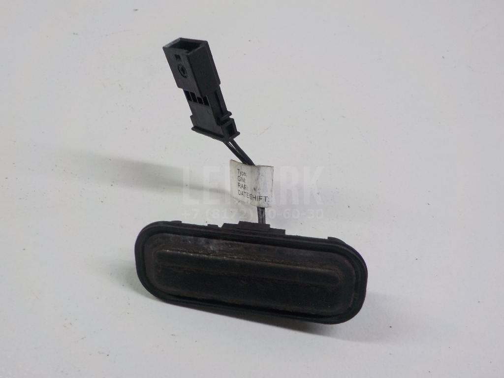 Кнопка открывания багажника 13298054 GM