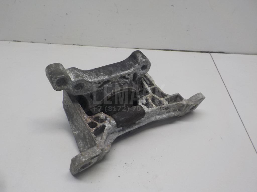 Опора двигателя правая для  Ford Focus II 2008-2011